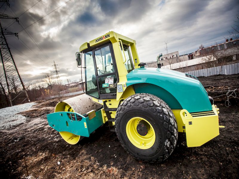 Аренда грунтового катка Ammann ASC 110D